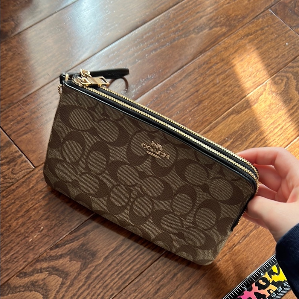 2 pocket coach wristlet